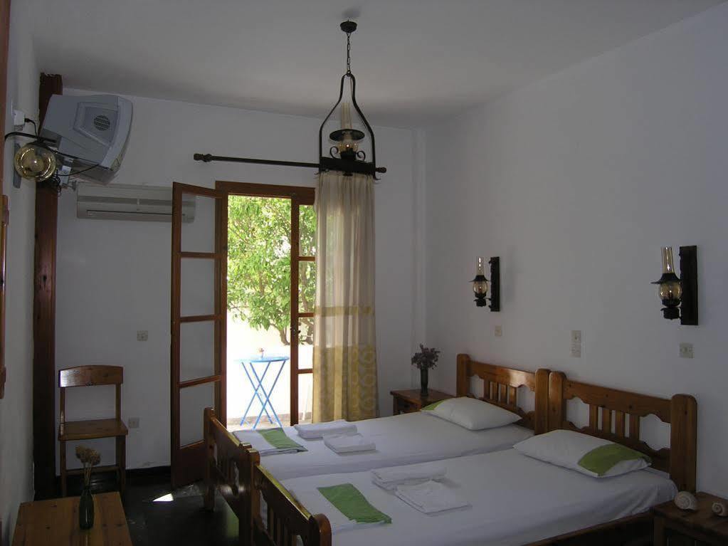 Pension Chanioti Páros Extérieur photo